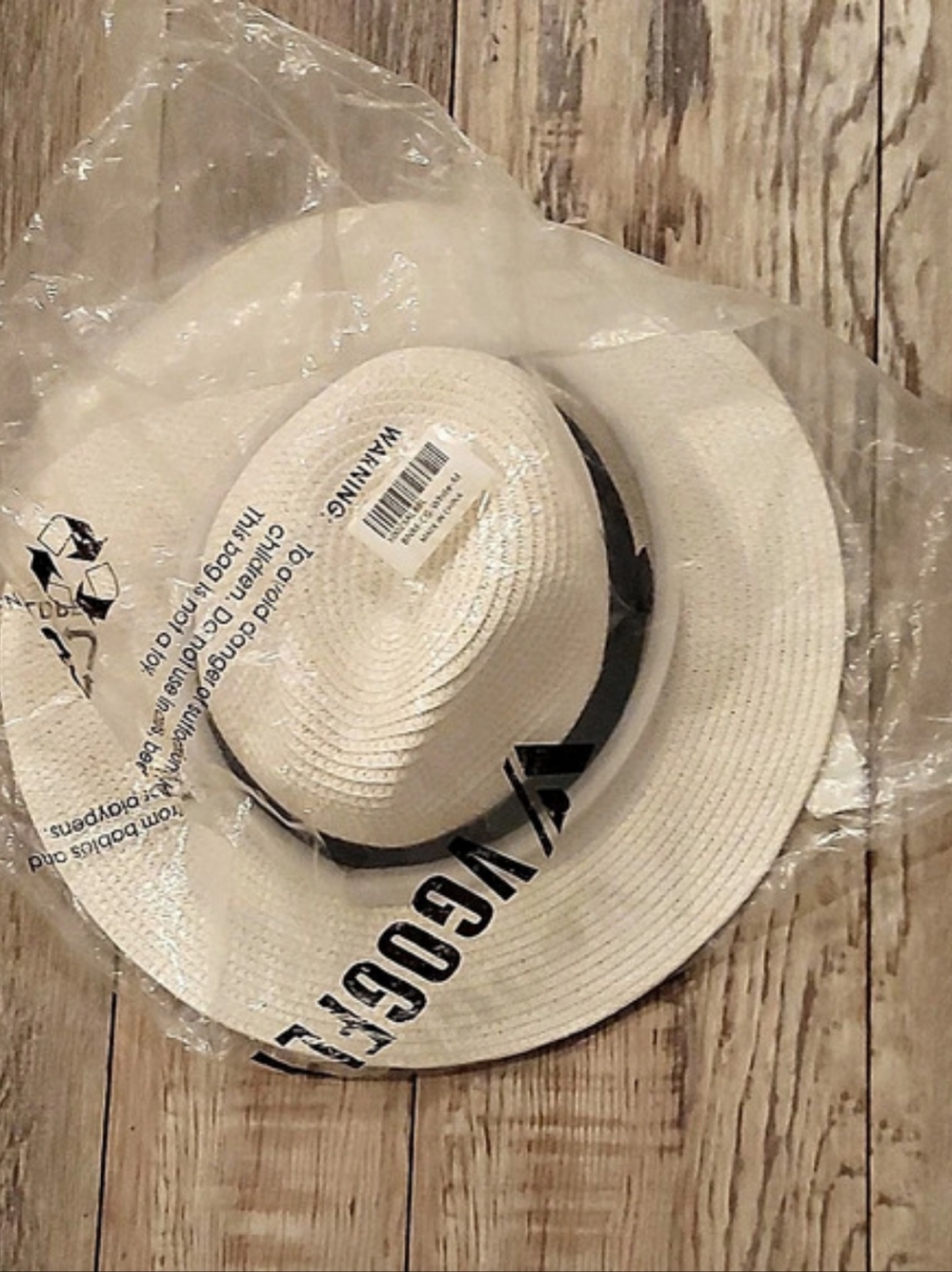VIGOGELY Paper Sun Hat in White NWT